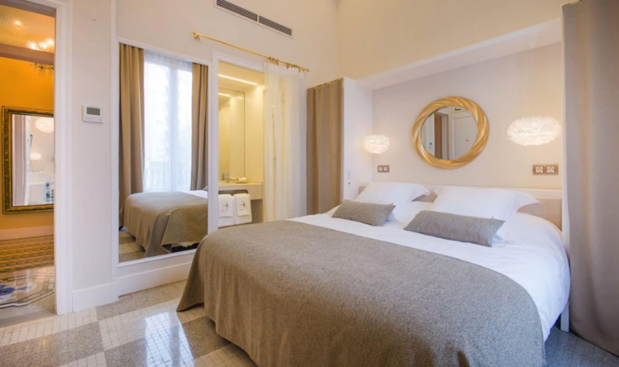 ברצלונה Anakena House Bed & Breakfast מראה חיצוני תמונה