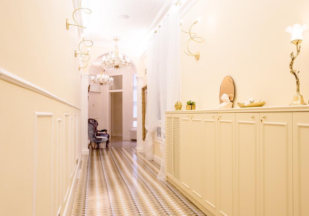 ברצלונה Anakena House Bed & Breakfast מראה חיצוני תמונה